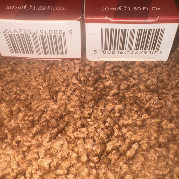 2 NIB No7 RESTORE & RENEW FACE/NECK SERUM - Picture 4 of 4